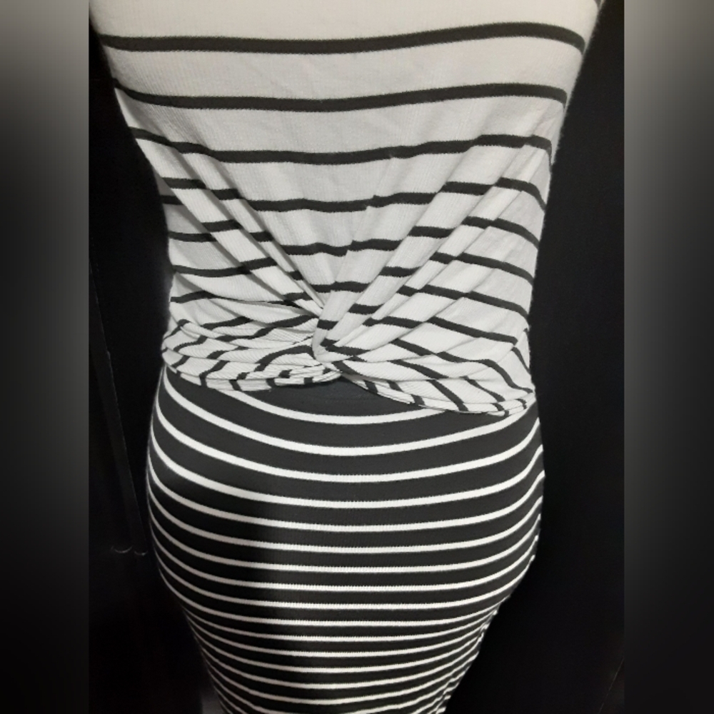 Bailey 44 Monochrome Striped Dress Womwn's Size Small Black White Active Summer - Picture 6 of 8